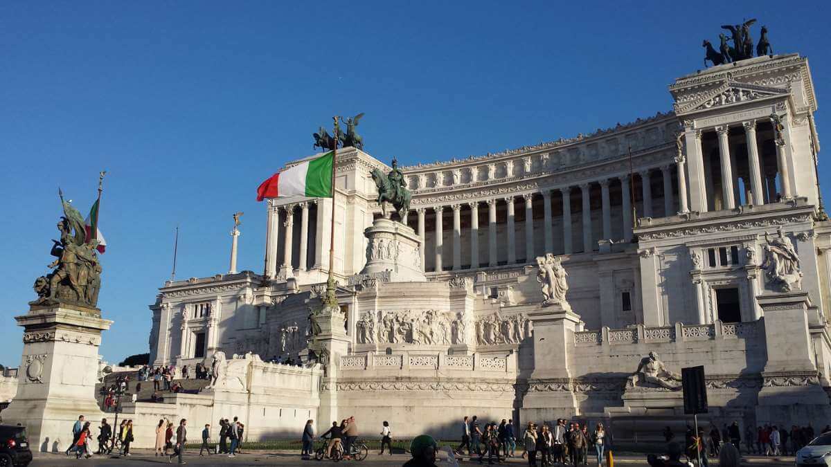 Concorsi Roma Capitale 2024: bandi per 32 unità vari profili