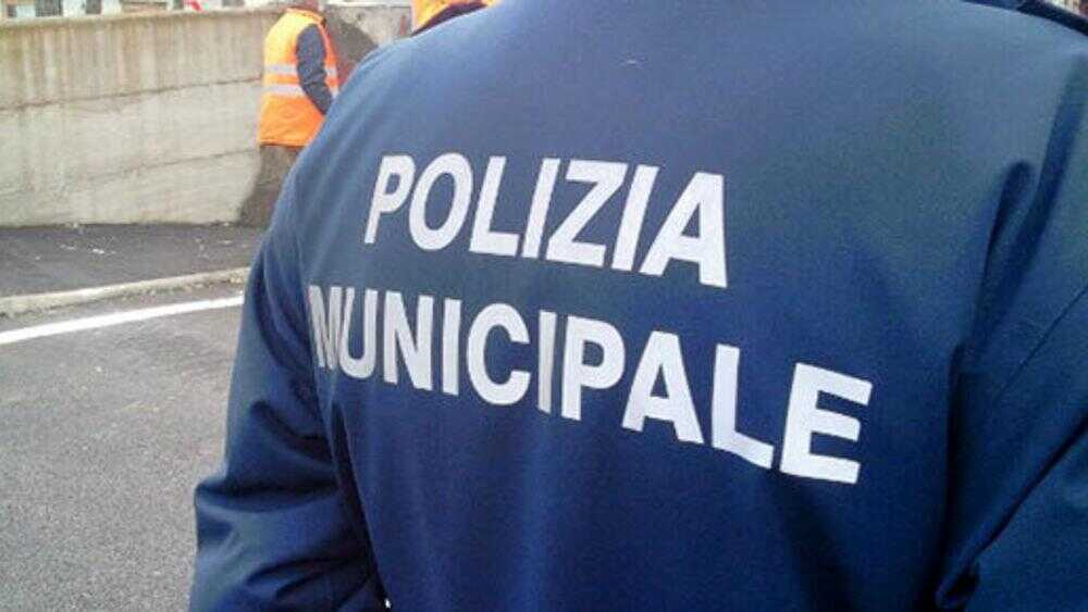 Immagine in evidenza dell'articolo: Concorso Comune di Villalago – bando per 10 Agenti Polizia Locale