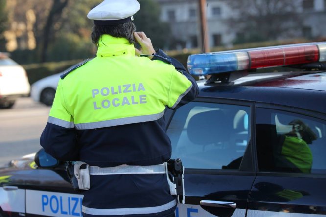 Immagine in evidenza dell'articolo: Concorsi Regione Basilicata – bandi per 13 Agenti di Polizia Locale