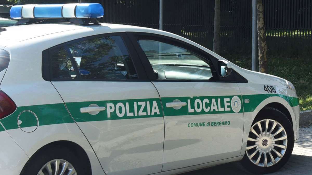 Immagine in evidenza dell'articolo: Concorso Comune di Bergamo: bando per 8 Agenti di Polizia Locale