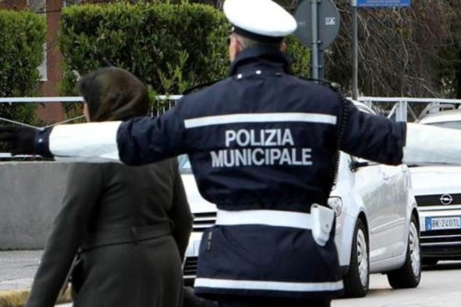 Immagine in evidenza dell'articolo: Concorso Agenti Municipali a Monza e Brianza: bando per 4 diplomati