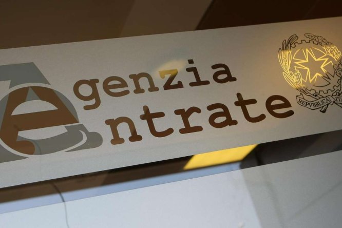 Immagine in evidenza dell'articolo: Concorso Funzionari Agenzia Entrate: bando per 30 unità a Bolzano