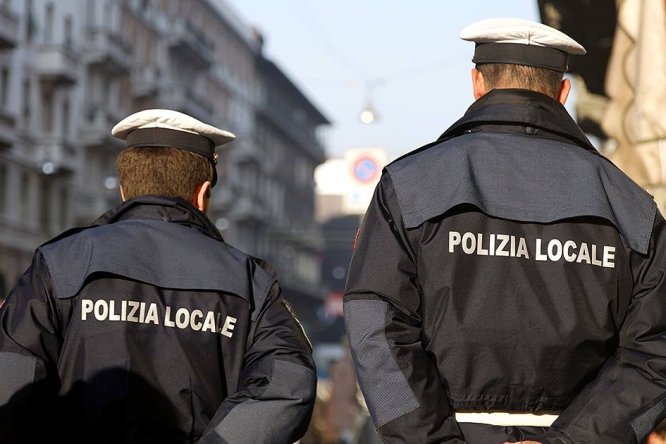 Immagine in evidenza dell'articolo: Concorso Provincia di Crotone per 3 Agenti di Polizia Locale