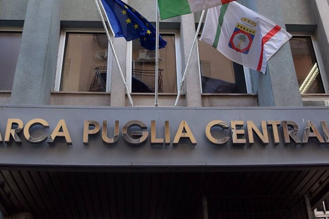 Immagine in evidenza dell'articolo: Concorsi ARCA Puglia Centrale 2024: bandi per 10 Funzionari