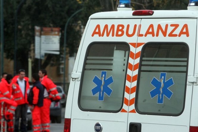 Immagine in evidenza dell'articolo: Concorso Autisti Ambulanze Molise: bando per 12 posti con licenza media