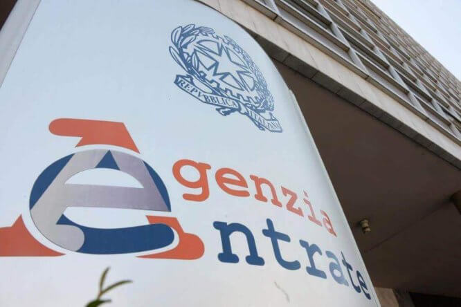 Immagine in evidenza dell'articolo: Concorso Agenzia delle Entrate Funzionari tributari: cosa studiare?