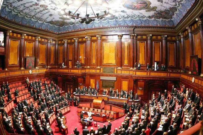 Immagine in evidenza dell'articolo: Concorso Consiglieri Senato 2025: bando per 15 laureati