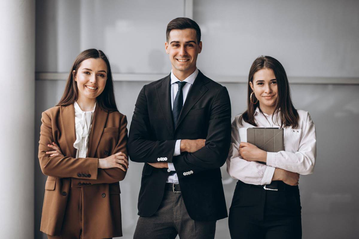 Immagine in evidenza dell'articolo: Concorsi Ministeri 2025: 91.000 assunzioni under 40 per esperti digitali e IA