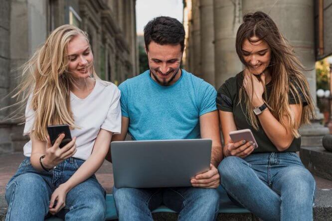 Immagine in evidenza dell'articolo: Concorsi in scadenza luglio 2025: bandi per oltre 11.000 posti