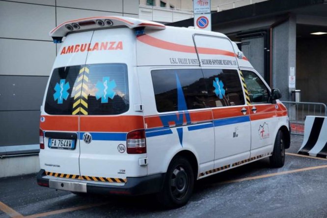 Immagine in evidenza dell'articolo: Concorso AUSL Valle d’Aosta: bando per 43 Autisti di ambulanza