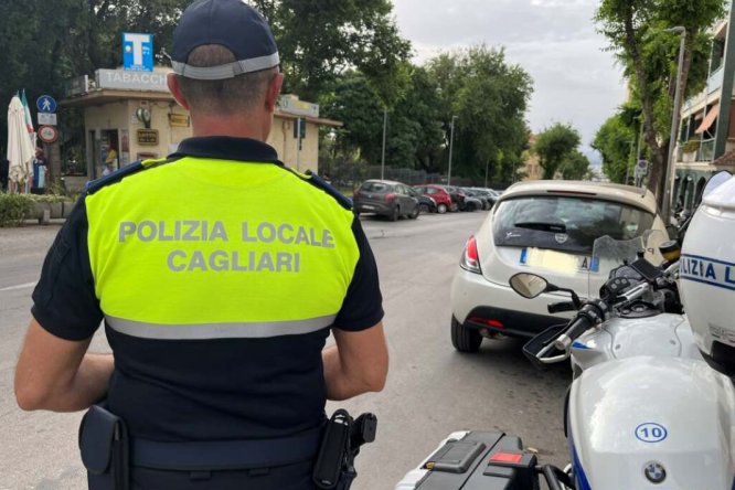 Immagine in evidenza dell'articolo: Concorso Polizia Locale a Cagliari: bando per 47 diplomati a tempo indeterminato