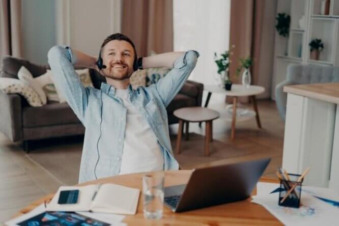 Immagine in evidenza dell'articolo: Smart Working nella Pubblica Amministrazione: quali sono i concorsi che permettono il lavoro da remoto?
