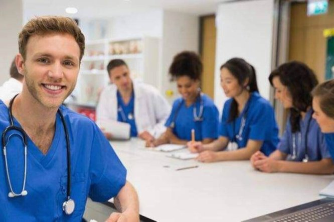 Immagine in evidenza dell'articolo: Concorso Azienda Zero Veneto per Infermieri: cosa studiare e come prepararsi?