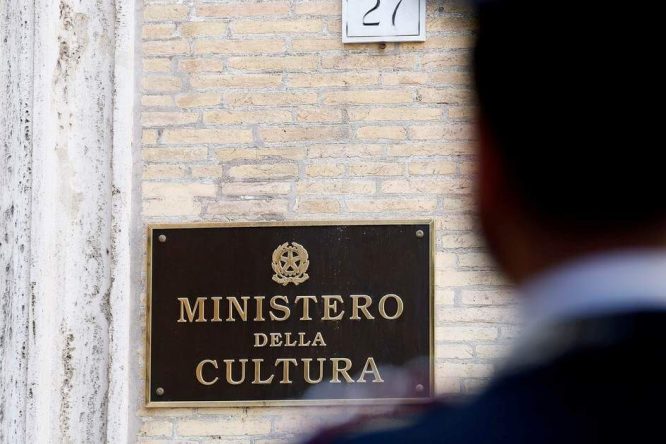 Immagine in evidenza dell'articolo: Concorso Assistenti Ministero della Cultura: ruolo e stipendio