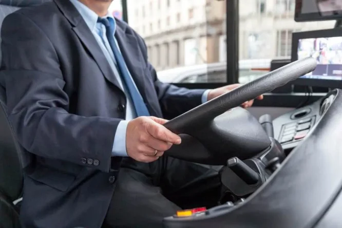 Immagine in evidenza dell'articolo: Concorso AST Sicilia: 73 assunzioni per autisti a tempo indeterminato