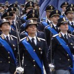 Immagine in evidenza dell'articolo: Concorso Commissari Polizia di Stato 2026 – Bando per 220 laureati anche civili