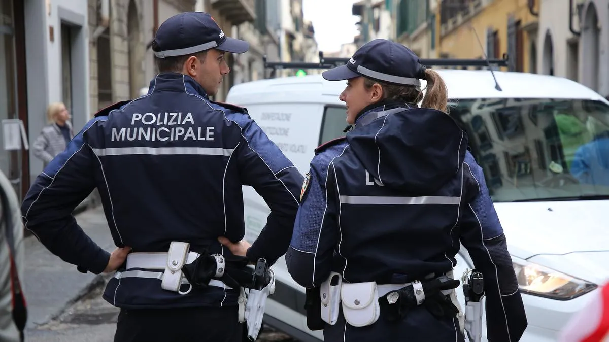 Concorso Polizia Municipale Pozzuoli: 7 posti a tempo indeterminato