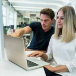 Immagine in evidenza dell'articolo: Concorso Informatici Comune di Napoli: ruolo e stipendio