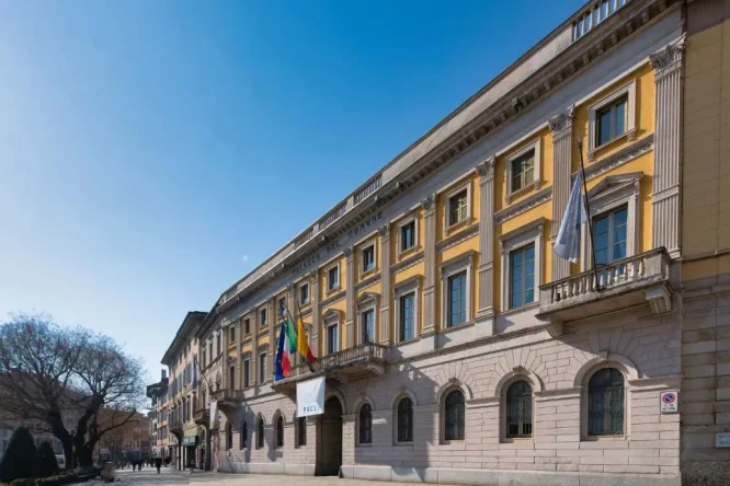 Immagine in evidenza dell'articolo: Concorsi Comune di Bergamo: 8 posti per Istruttori amministrativi e Agenti di Polizia Locale