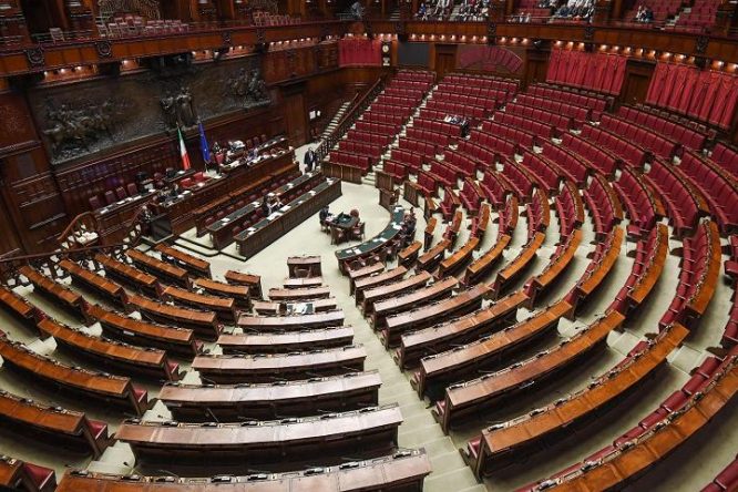 Immagine in evidenza dell'articolo: Concorso Collaboratori Camera dei deputati: bando per 10 tecnici