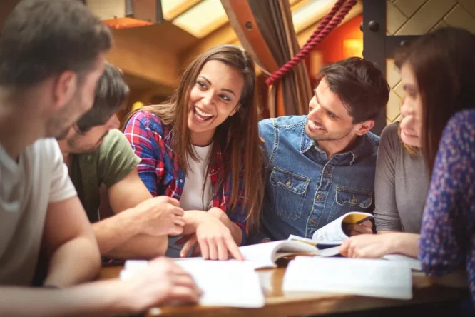 Immagine in evidenza dell'articolo: Quale scuola scegliere: Liceo delle Scienze Umane Economico-Sociale (LES)